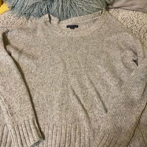 American Eagle Sweater. Size small.